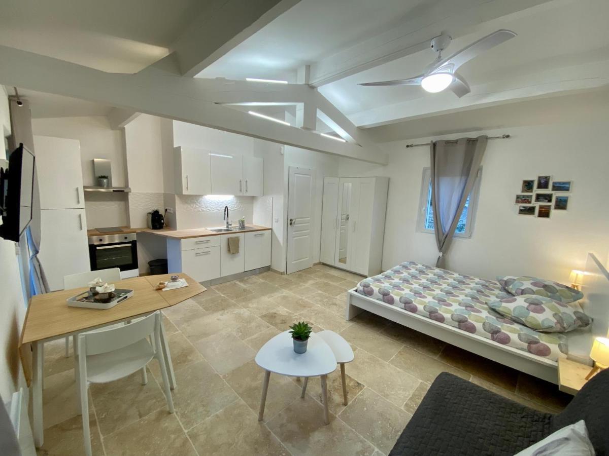 Mas Misajail Apartment
