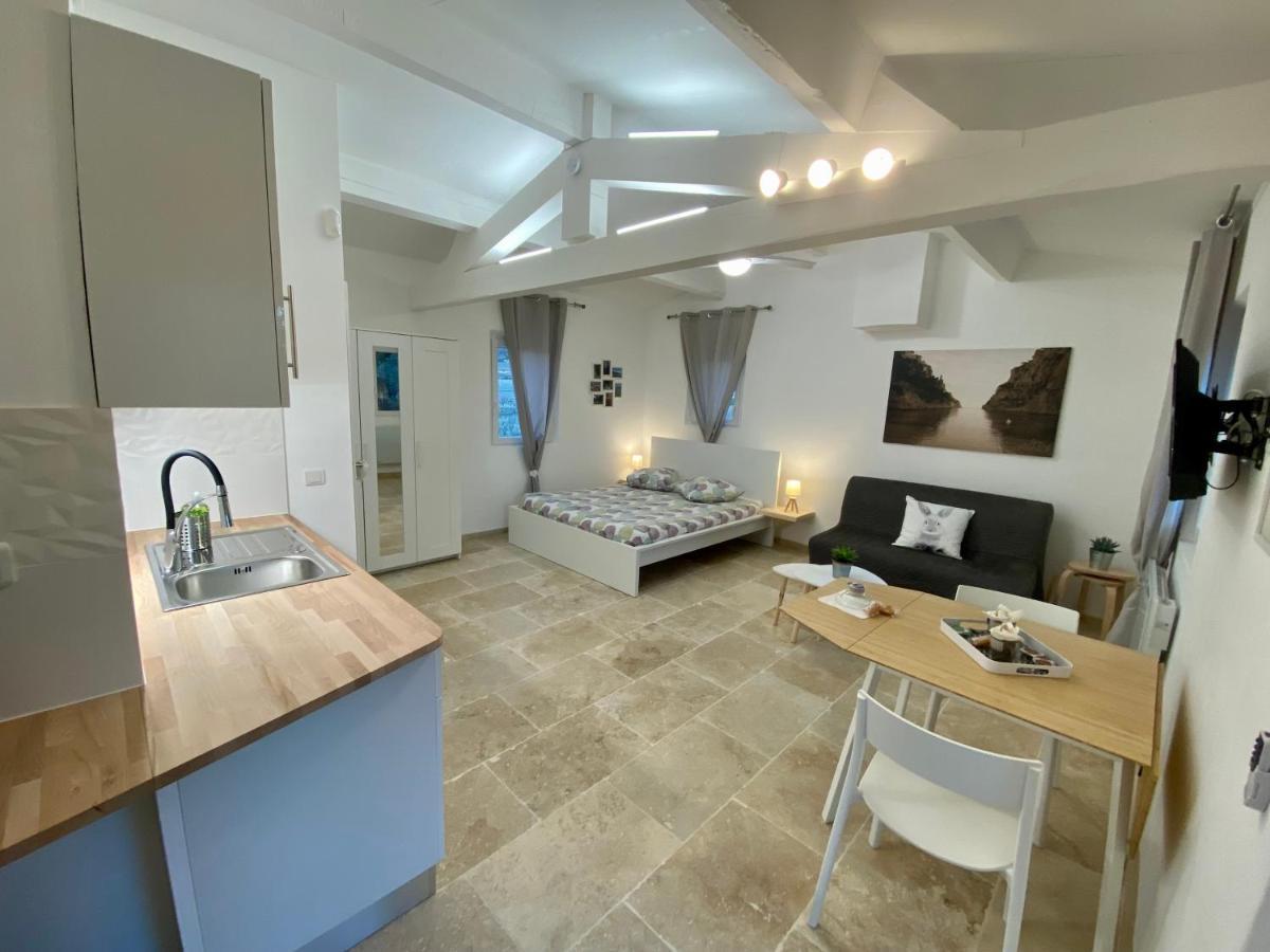 Mas Misajail Apartment